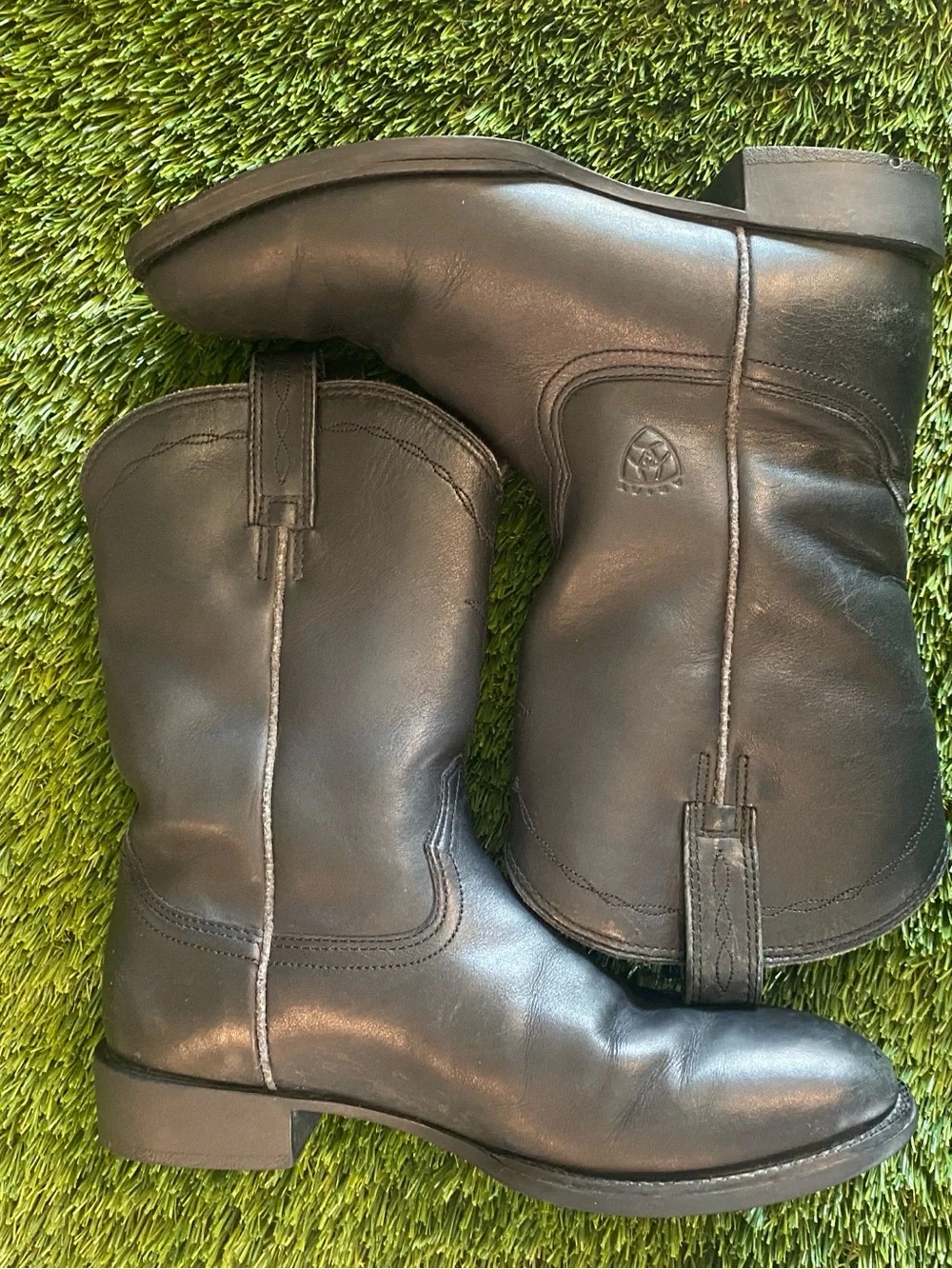 Ariat Mens Black Leather Pull-On Ankle Boots 8D Round Toe Comfort